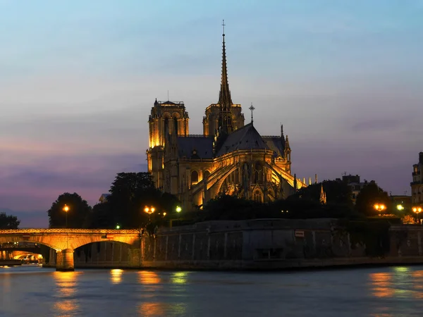 Catedral de Notre Dame —  Fotos de Stock