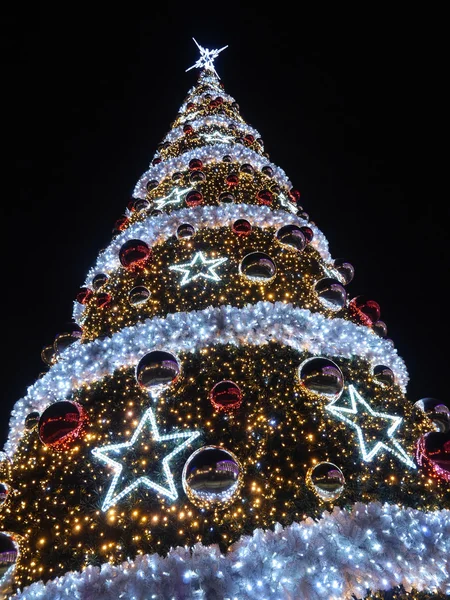 Albero di Natale gigante — Foto Stock