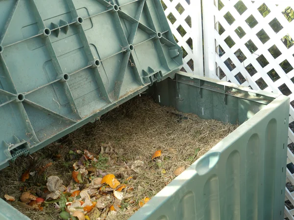 Tempat sampah kompos — Stok Foto