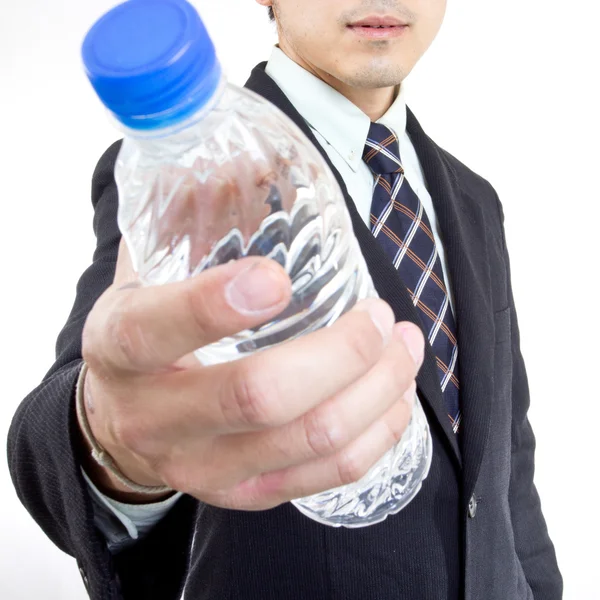 Homme d'affaires boire de l'eau après la réunion de finition — Photo