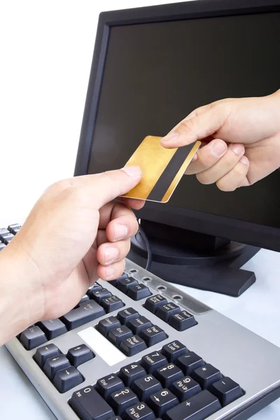 Close up Pago durante el uso de la tarjeta de crédito del cliente — Foto de Stock