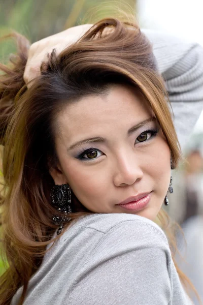 Retrato hermosa asiática chica t — Foto de Stock