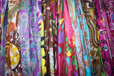 Hang gömlek ve bezler kapatın