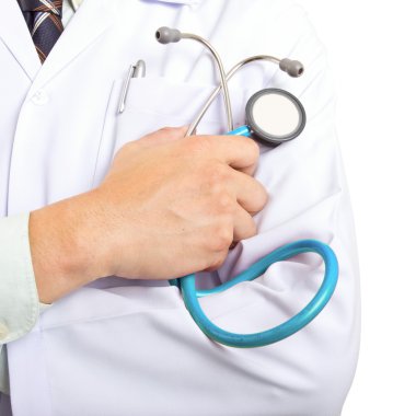 Tıp doktoru sağlıklı kavramı mavi stetoskop holding