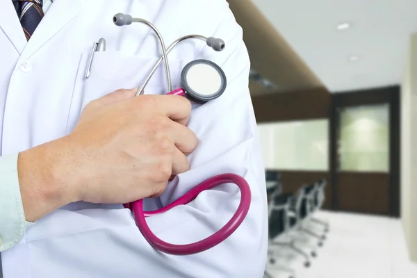 Médico verificando seu conceito saudável — Fotografia de Stock