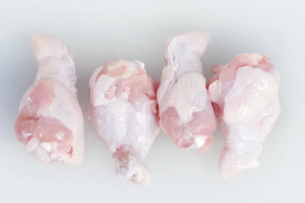 Cuisses de poulet brut de matière — Photo