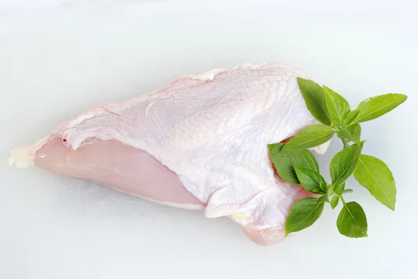 Viande de poitrine de poulet préparer pour faire de la nourriture — Photo