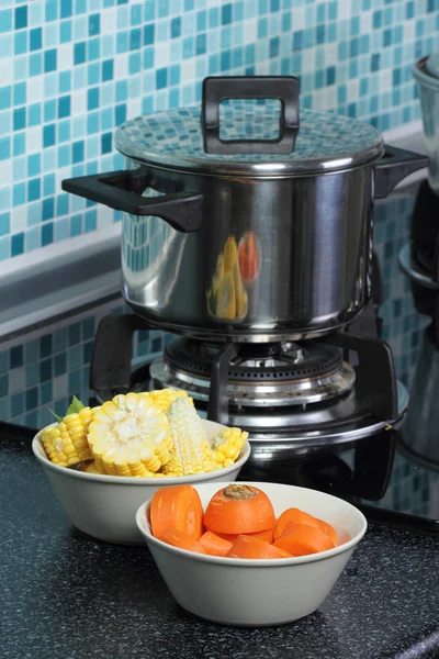 Carrot and corn vegeteble material — Stock Photo, Image