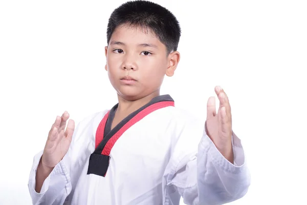 Yakışıklı taekwondo eğitimli çocuk kavga etkinliği — Stok fotoğraf