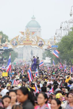 Bangkok - Aralık 9: hükümet için birçok 5 milyon kişi yürüdü