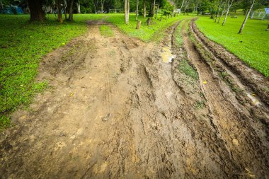 ülkede yol kapatmak