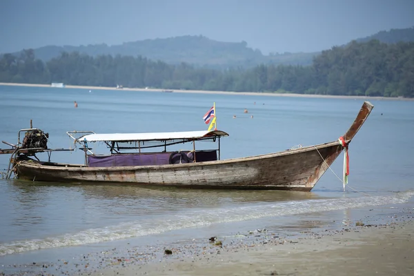 Thaise lange staart boot — Stockfoto