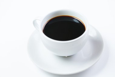 Beyaz fincan kahve kapatmak 