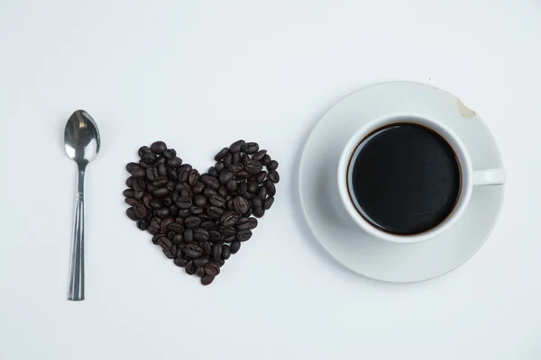 Srdce lásky u šálku kávy — Stock fotografie