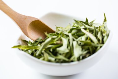 kurutulmuş köri yaprakları kapatmak 