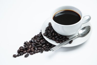 Beyaz fincan kahve kapatmak 