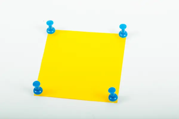 Small color paper note hang — Stock Photo, Image