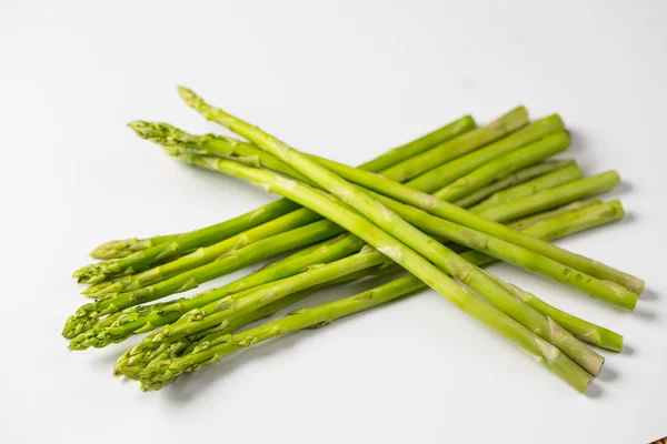 Bunch of fresh asparagus tie — Stock Photo, Image