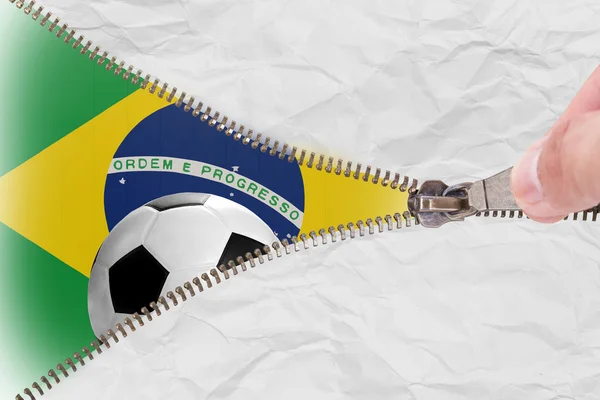 Açık rekabet futbol topu oyunu 