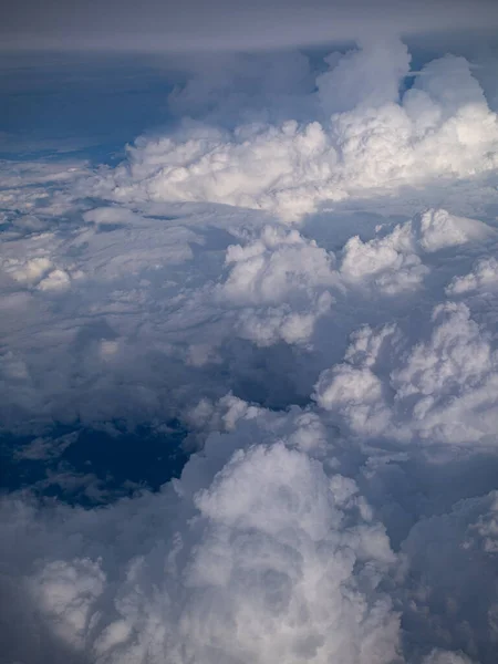 Oblasti Nad Oblačným Pozadím Příroda Zataženo Mraky Letadla — Stock fotografie