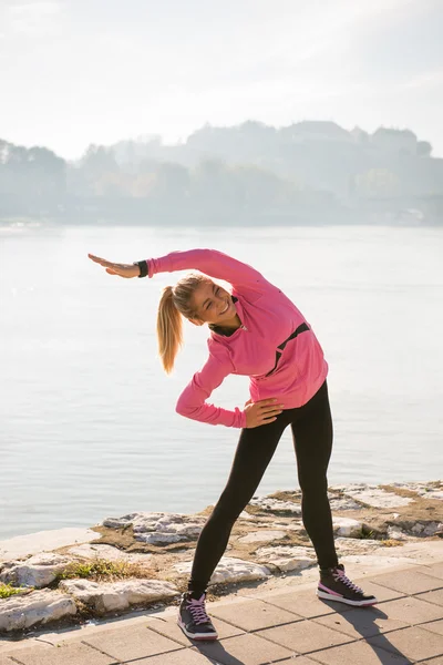 Girl exercise — Stock Photo, Image