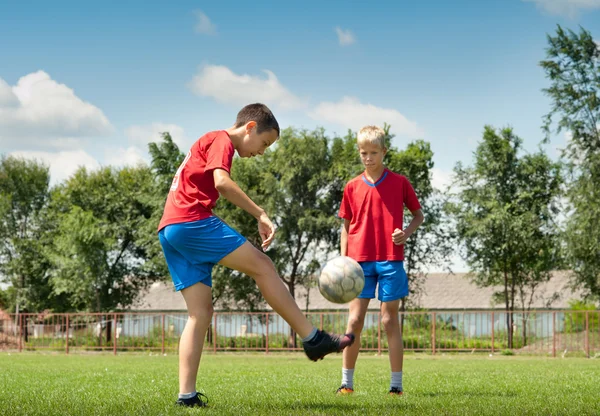 Voetbal jongleren — Stockfoto