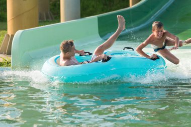 çocukları için aquapark içinde