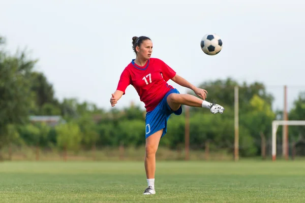 Vrouwelijk voetbal — Stockfoto