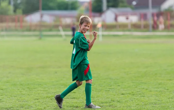 Barn fotbollsmatch — Stockfoto