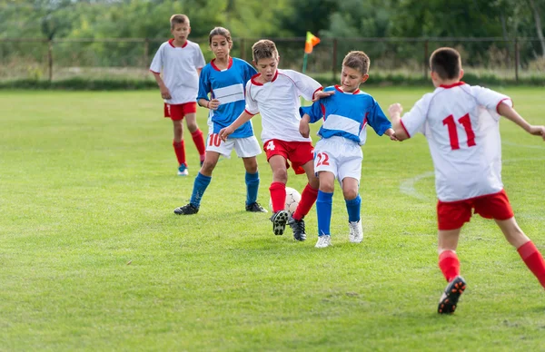 Çocuğun futbol — Stok fotoğraf