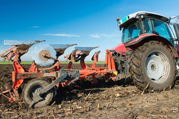 A traktor szántási területe — Stock Fotó