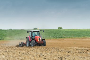 Traktör hazırlama alanı