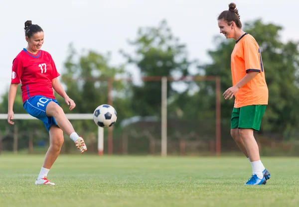 Vrouwelijk voetbal — Stockfoto