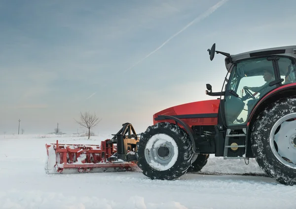 Traktor tisztító hó — Stock Fotó