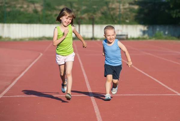 Löpning för barn — Stockfoto
