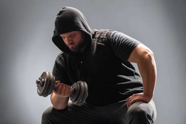 Gezonde Man Harde Training Van Biceps Sportschool — Stockfoto