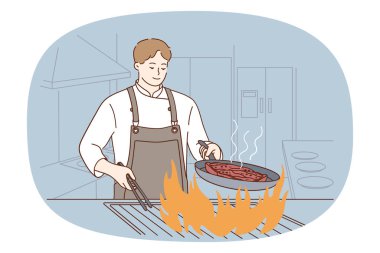 Önlüklü bir erkek şef restoranda tavada et pişiriyor. Şef aşçı müşteriye biftek hazırlar. Lezzetli ve lezzetli yemek ya da yemek hazırlama. Dışarıda yiyorum. Düz vektör illüstrasyonu. 