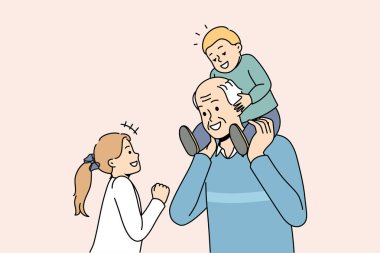 Mutlu gri saçlı büyükbaba küçük torunlarıyla oynuyor. Büyükbabayı sevmek, eğlenceli aktiviteler yapmak ya da küçük torunlarla oyun oynamak. Aile bağı. Vektör illüstrasyonu. 