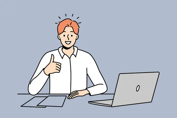 Χαμογελαστός Νεαρός Επιχειρηματίας Κάθεται Στο Γραφείο Εργασίας Στον Υπολογιστή Δείχνουν — Διανυσματικό Αρχείο