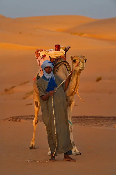 Shingetti Mauritania October 2021 Lonely Moor National Dress Leads Loaded — Foto Stock