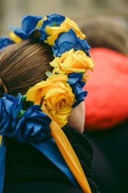 Trafalgar Meydanı, Londra the 124; İngiltere - 2022,03.05: Ukrayna halkı protesto ediyor, binlercesi Rusya 'ya İngiliz Hükümeti, AB ve ABD' den Ukrayna 'daki savaşı durdurmak için daha sert yaptırımlar talep ediyor