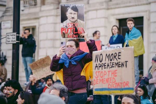 Downing Street Londres Reino Unido 2022 Protesto Povo Ucraniano Milhares — Fotografia de Stock