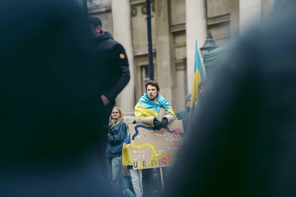 Trafalgar Square London Storbritannien 2022 Ukrainska Folket Protesterar Tusentals Samlas — Stockfoto