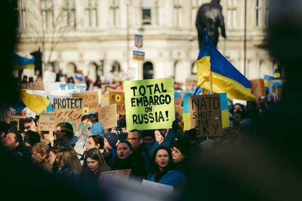 Парламентська Площа Лондон Велика Британія 2022 Протести Українського Народу Тисячі — стокове фото