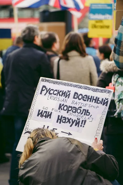 Downing Street Londen 2022 Oekraïense Mensen Protesteren Duizenden Verzamelen Zich — Stockfoto