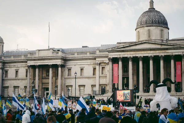 Trafalgar Square London 2022 Ukrainian People Protest Thousands Gather Demand — Stock Photo, Image