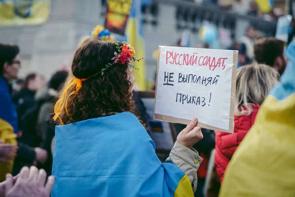Trafalgar Square London 2022 Ukrainisches Volk Protestiert Tausende Versammeln Sich — Stockfoto