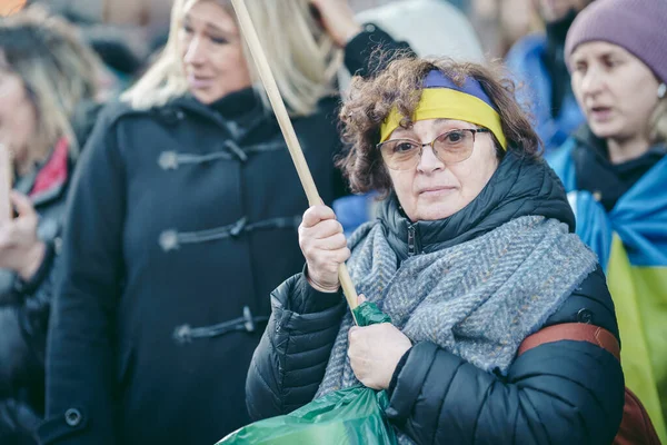 Ryska Ambassaden London Storbritannien 2022 Ukrainska Folket Protesterar Tusentals Samlas — Stockfoto