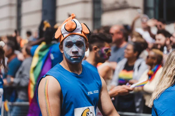 Londyn 2022 Londyńskie Zoo Flagami Transparentami Okazji Londyńskiej Parady Lgbtq — Zdjęcie stockowe