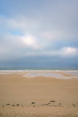 Jersey Adası, Sunrise 'daki Le Braye Sahili' nin güzel manzarası. Kanal Adaları